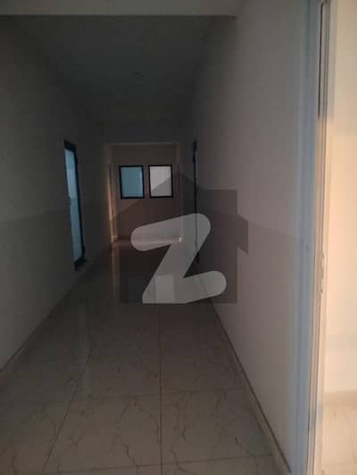 Near Masque Park And School All Facilities Available For Rent