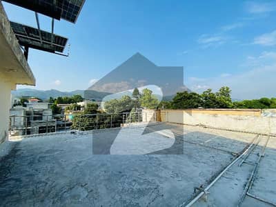 ایف ۔ 6 اسلام آباد میں 2 کمروں کا 1 کنال بالائی پورشن 3.5 لاکھ میں کرایہ پر دستیاب ہے۔