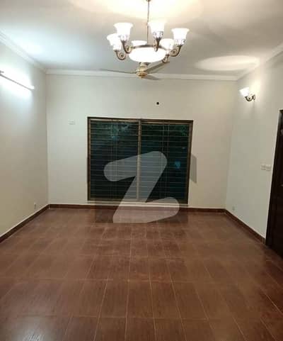 4 Bed Room House Available For Sale in Askari 11 Lahore