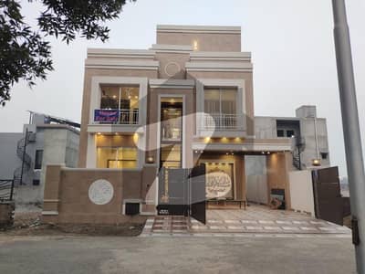 10 Marla Brand New Dream House Situated On Hot Location Near To Park Near To School Available For Sale