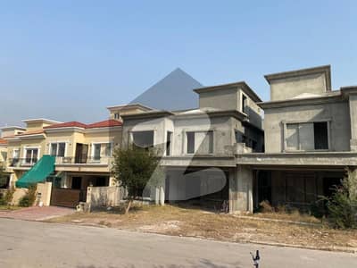 bahria enclave 10marla grey structure available for sale