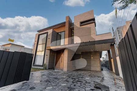 HOT DEAL HOUSE FOR SALE DHA PHASE 7 | Prime Location | Excellent Value | Ready to Move