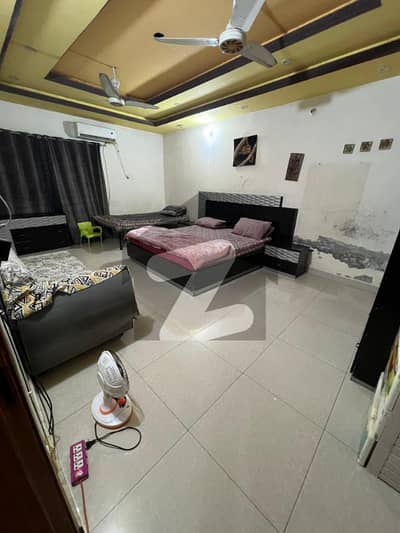 جوہر ٹاؤن لاہور میں 2 کمروں کا 12 مرلہ زیریں پورشن 80.0 ہزار میں کرایہ پر دستیاب ہے۔