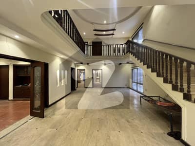 ڈی ایچ اے فیز 3 ڈیفنس (ڈی ایچ اے),لاہور میں 4 کمروں کا 1 کنال مکان 2.5 لاکھ میں کرایہ پر دستیاب ہے۔ ڈی ایچ اے فیز 3 ڈیفنس (ڈی ایچ اے),لاہور میں 4 کمروں کا 1 کنال مکان 2.5 لاکھ میں کرایہ پر دستیاب ہے۔