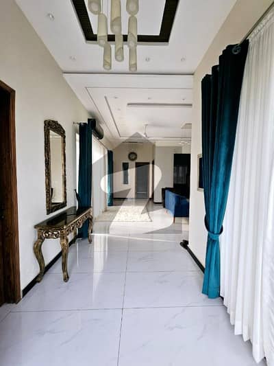 برکی روڈ کینٹ,لاہور میں 2 کمروں کا 4 کنال فارم ہاؤس 5.5 کروڑ میں برائے فروخت۔