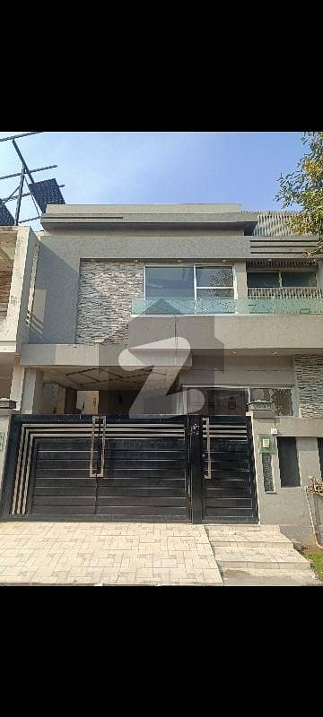 Defense 5 Marla Beautiful House Available For Rent Ideal Location Dha Lahore.