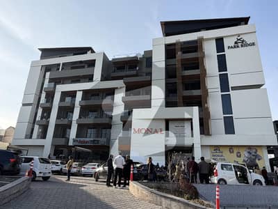 مری ایکسپریس وے مری میں 1 کمرے کا 6 مرلہ فلیٹ 4.3 کروڑ میں برائے فروخت۔