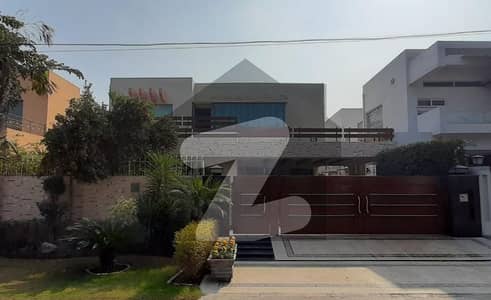 1 Kanal Full Basement Super Out House Prime Hot For Sale phase 4 1 Kanal Full Basement Super Out House Prime Hot For Sale phase 4