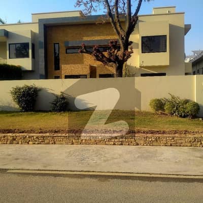 F-8 600'Sq Yards Brand New All Separate Open Basement For Rent