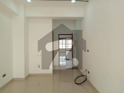 آئی ۔ 8 مرکز آئی ۔ 8,اسلام آباد میں 2 مرلہ دفتر 1.3 لاکھ میں کرایہ پر دستیاب ہے۔