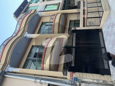 House for sale 5.5 Marla