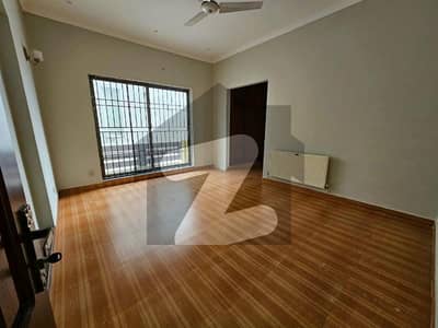 E-11/4 Mind Blowing Location Main Road What A Outstanding Full House 5 Beds