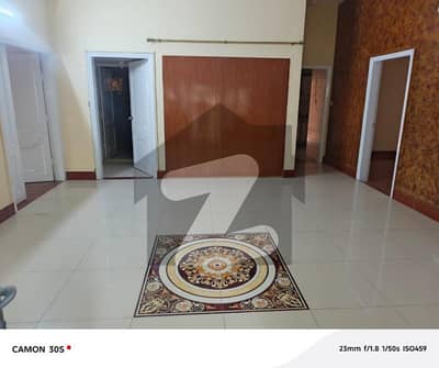 گلشنِ اقبال - بلاک 7 گلشنِ اقبال,گلشنِ اقبال ٹاؤن,کراچی میں 4 کمروں کا 2 کنال بالائی پورشن 2.2 لاکھ میں کرایہ پر دستیاب ہے۔