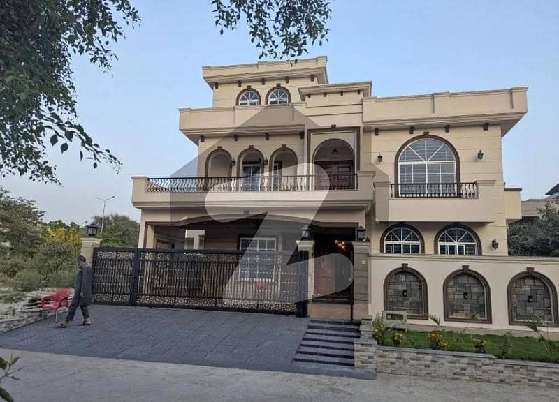 Beautiful House Brand New House Very Beautiful Location Beautiful House Brand New House Very Beautiful Location