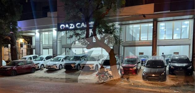 72 foot front showroom