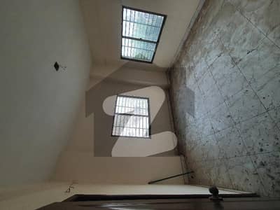 شاز ریزیڈنسی گلشنِ اقبال ٹاؤن,کراچی میں 2 کمروں کا 4 مرلہ فلیٹ 1.12 کروڑ میں برائے فروخت۔