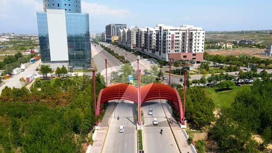 Business Square, Gulberg Greens Corner Possession Plot