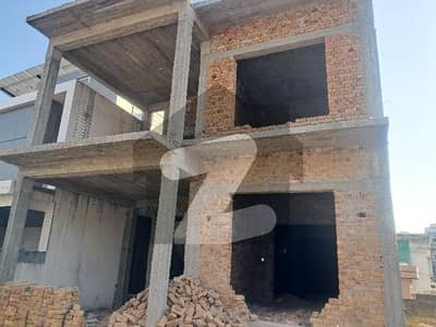 گلشن آباد سیکٹر 2 گلشن آباد,راولپنڈی میں 6 کمروں کا 10 مرلہ مکان 2.0 کروڑ میں برائے فروخت۔