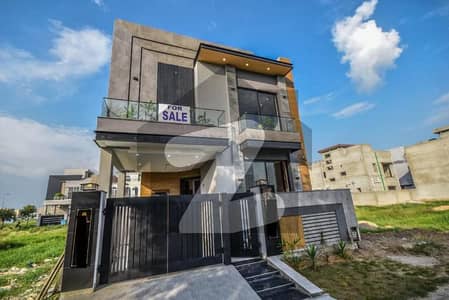 8 Months Used Almost New 5 Marla House In DHA 9 TOWN FOR Sale