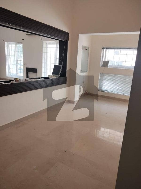 E-11 Full House For Rent 4.5 Lac E-11 Full House For Rent 4.5 Lac