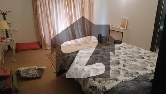 Old House And It Can Be Renovated