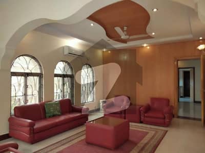 FOR Rent Fully Furnished 3 Beds Upper Portion F_8/1