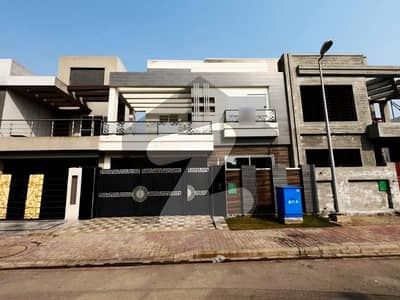 بحریہ آرچرڈ فیز 3 بحریہ آرچرڈ,لاہور میں 5 کمروں کا 8 مرلہ مکان 2.49 کروڑ میں برائے فروخت۔