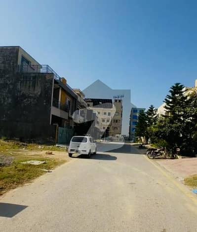 Prime Residential Plot For Sale Ready For Construction