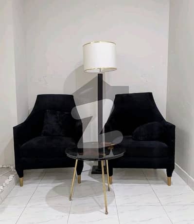 بحریہ ٹاؤن سیکٹر سی بحریہ ٹاؤن,لاہور میں 1 کمرے کا 2 مرلہ فلیٹ 60.0 لاکھ میں برائے فروخت۔