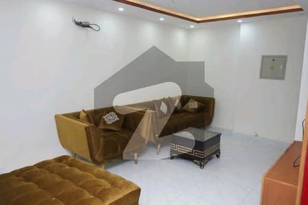 بحریہ ٹاؤن سیکٹر ای بحریہ ٹاؤن,لاہور میں 1 کمرے کا 2 مرلہ فلیٹ 65.0 لاکھ میں برائے فروخت۔