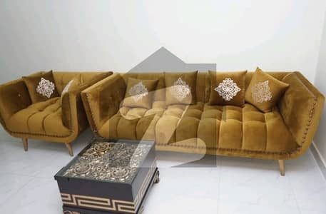 بحریہ ٹاؤن سیکٹر ای بحریہ ٹاؤن,لاہور میں 2 کمروں کا 4 مرلہ فلیٹ 1.3 کروڑ میں برائے فروخت۔