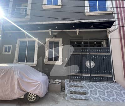 سمن آباد لاہور میں 3 کمروں کا 2 مرلہ مکان 95.0 لاکھ میں برائے فروخت۔