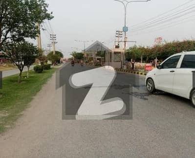 ڈی سی کالونی - ساون بلاک ڈی سی کالونی,گوجرانوالہ میں 3 کمروں کا 5 مرلہ مکان 2.2 کروڑ میں برائے فروخت۔