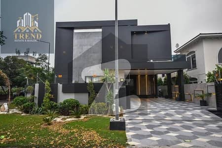 1 Kanal Modern Design Fully Furnished House For Rent In DHA Phase 6 Top Location