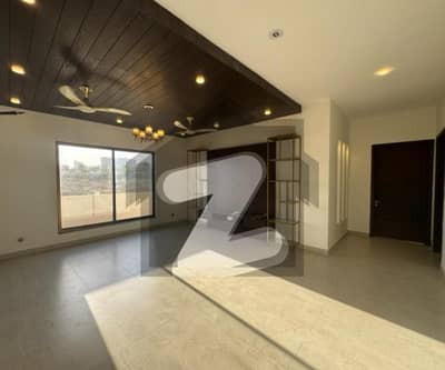 بحریہ ٹاؤن - پریسنٹ 4 بحریہ ٹاؤن کراچی,کراچی میں 5 کمروں کا 1 کنال مکان 3.6 کروڑ میں برائے فروخت۔