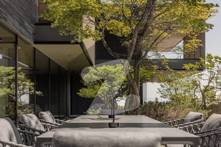 ایف ۔ 11/3 ایف ۔ 11,اسلام آباد میں 7 کمروں کا 1 کنال مکان 40.0 کروڑ میں برائے فروخت۔