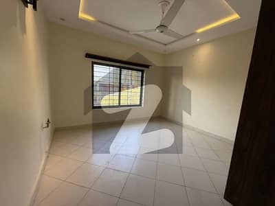 Stunning and affordable Upper Portion available for rent in I-8/3