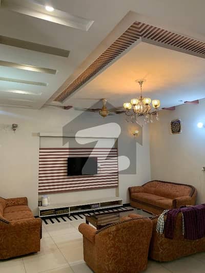 واپڈا ٹاؤن فیز 1 - بلاک کے3 واپڈا ٹاؤن فیز 1,واپڈا ٹاؤن,لاہور میں 5 کمروں کا 10 مرلہ مکان 4.1 کروڑ میں برائے فروخت۔