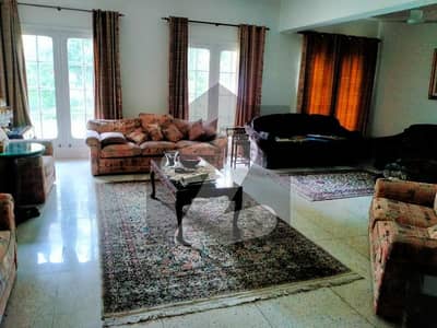 ایف ۔ 7 اسلام آباد میں 7 کمروں کا 2 کنال مکان 55.0 کروڑ میں برائے فروخت۔