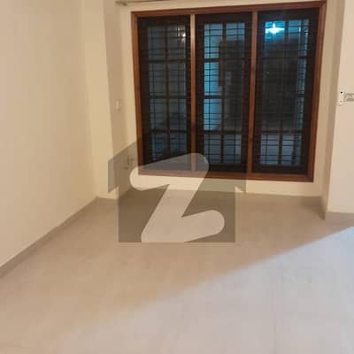 16 Marla House Available For Rent In Cavalry Ground