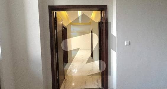 10 Marla Flat For rent In Askari 10 Lahore