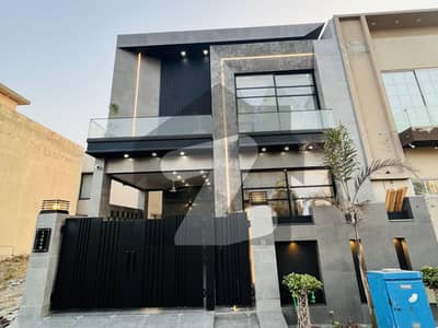 5 Marla House Available For Rent In DHA Phase 9