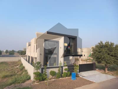 1 Kanal Semi-Furnished Modern House For Sale In DHA Phase 7 Sector W, Lahore