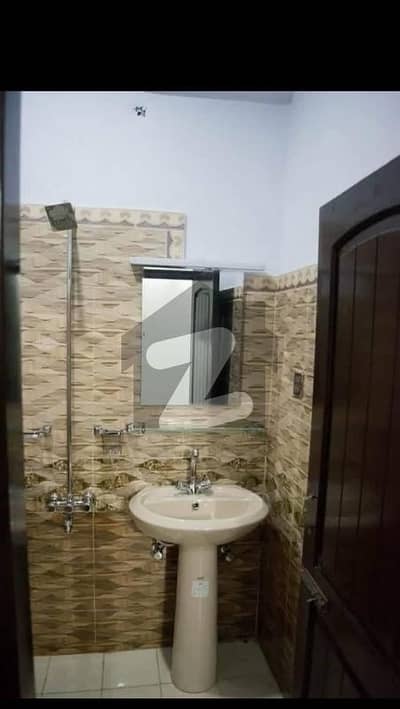 یونیورسٹی ٹاؤن پشاور میں 3 کمروں کا 6 مرلہ فلیٹ 32.0 ہزار میں کرایہ پر دستیاب ہے۔