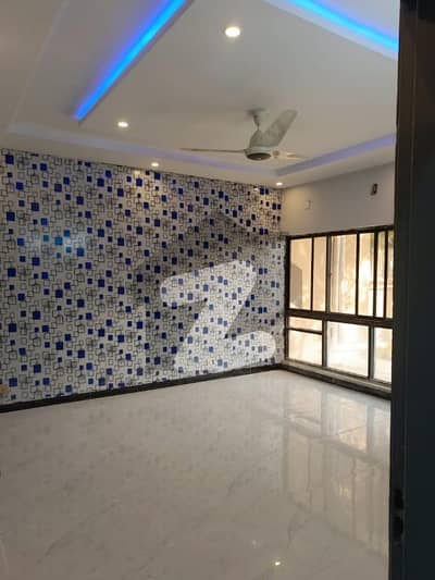 ایف ۔ 11 اسلام آباد میں 4 کمروں کا 16 مرلہ مکان 3.1 لاکھ میں کرایہ پر دستیاب ہے۔