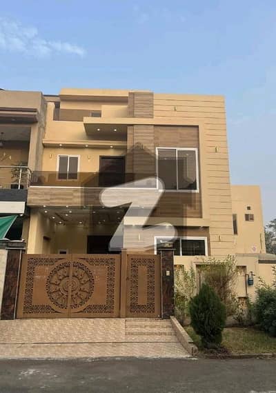 سٹی ہاؤسنگ سوسائٹی گوجرانوالہ میں 4 کمروں کا 5 مرلہ مکان 1.75 کروڑ میں برائے فروخت۔