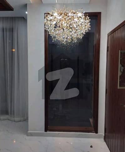 Ready To Buy A House 10 Marla In Lahore