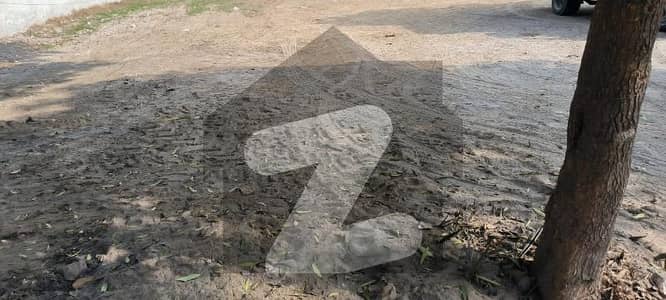 صفیہ ہومز سوءے آصل,لاہور میں 4 مرلہ رہائشی پلاٹ 30.0 لاکھ میں برائے فروخت۔