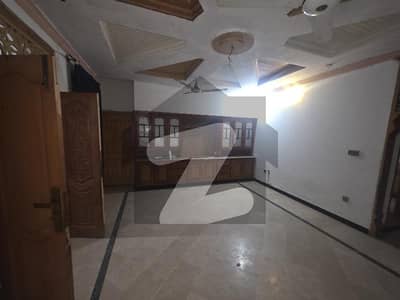 پی ڈبلیو ڈی ہاؤسنگ سکیم اسلام آباد میں 4 کمروں کا 1 کنال زیریں پورشن 95.0 ہزار میں کرایہ پر دستیاب ہے۔