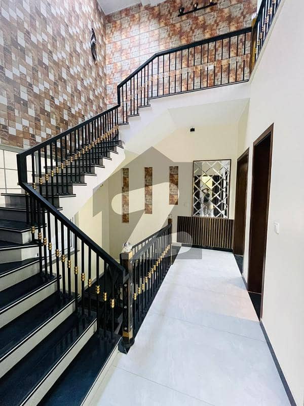 بحریہ انکلیو - سیکٹر سی 1 بحریہ انکلیو,بحریہ ٹاؤن,اسلام آباد میں 7 کمروں کا 10 مرلہ مکان 1.95 لاکھ میں کرایہ پر دستیاب ہے۔ بحریہ انکلیو - سیکٹر سی 1 بحریہ انکلیو,بحریہ ٹاؤن,اسلام آباد میں 7 کمروں کا 10 مرلہ مکان 1.95 لاکھ میں کرایہ پر دستیاب ہے۔